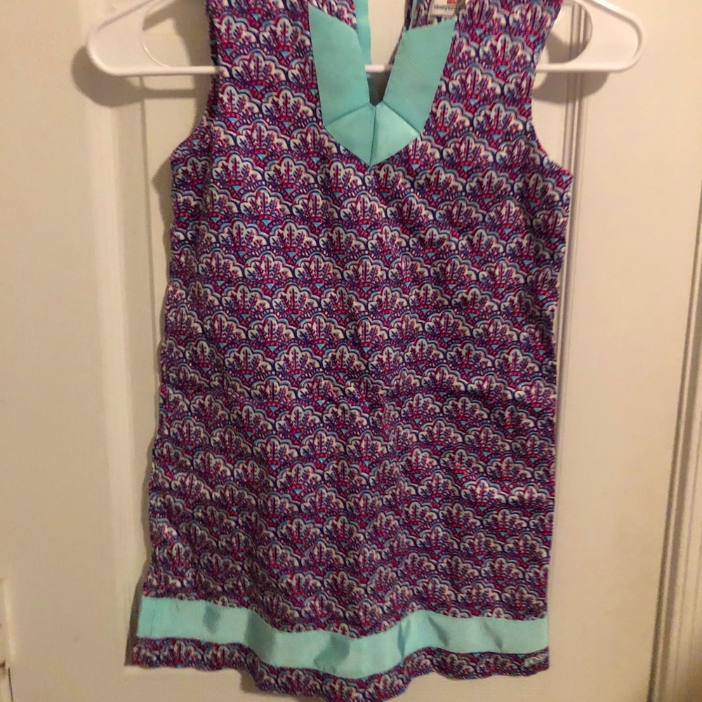 Adorable Vineyard Vines dress